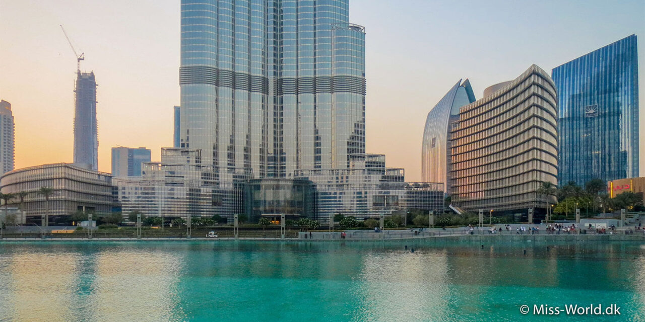 7 Instagram billeder fra Burj Khalifa i Dubai + Turen til toppen