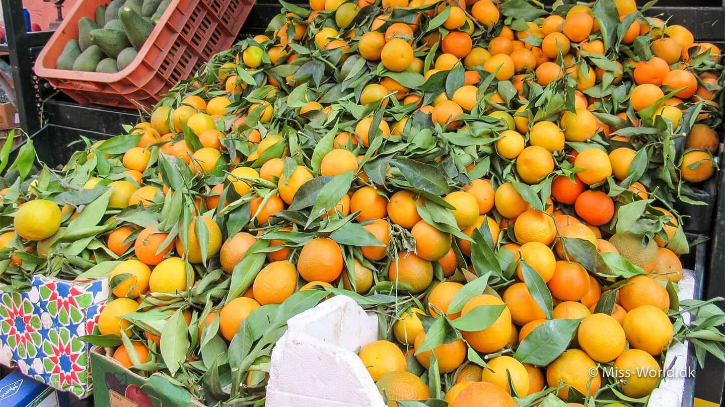 Appelsinbod i medinaen i Marrakech
