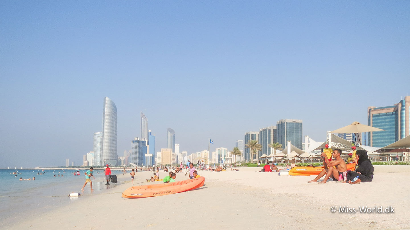 Stranden i Abu Dhabi